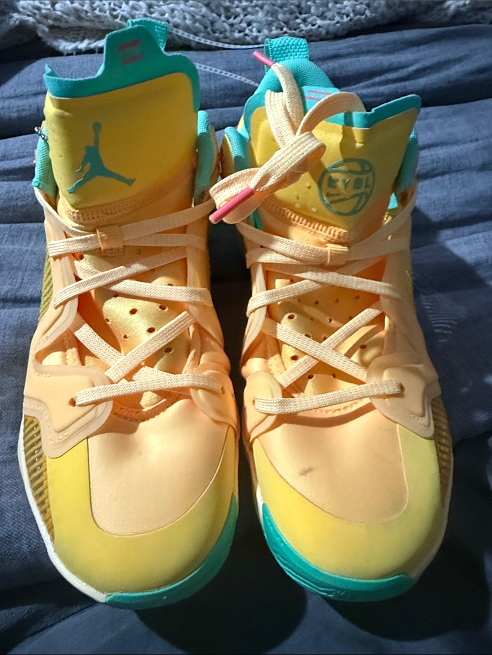 Jordan 37 Low
